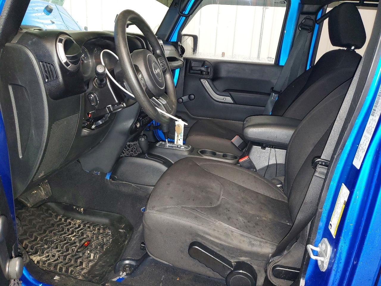 2015 Jeep Wrangler Unlimited Sport Синий vin: 1C4BJWDG5FL692134