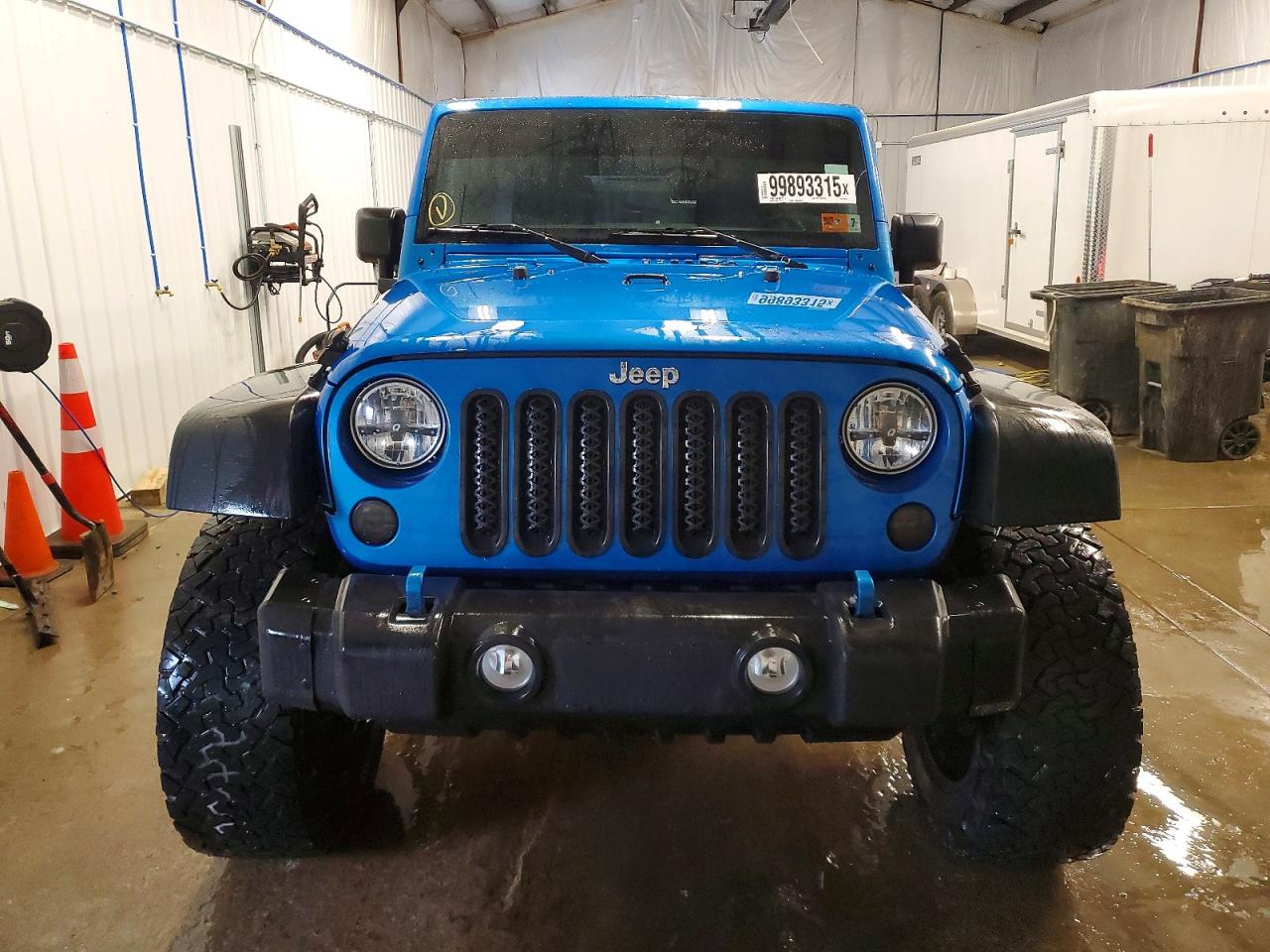 2015 Jeep Wrangler Unlimited Sport Синий vin: 1C4BJWDG5FL692134