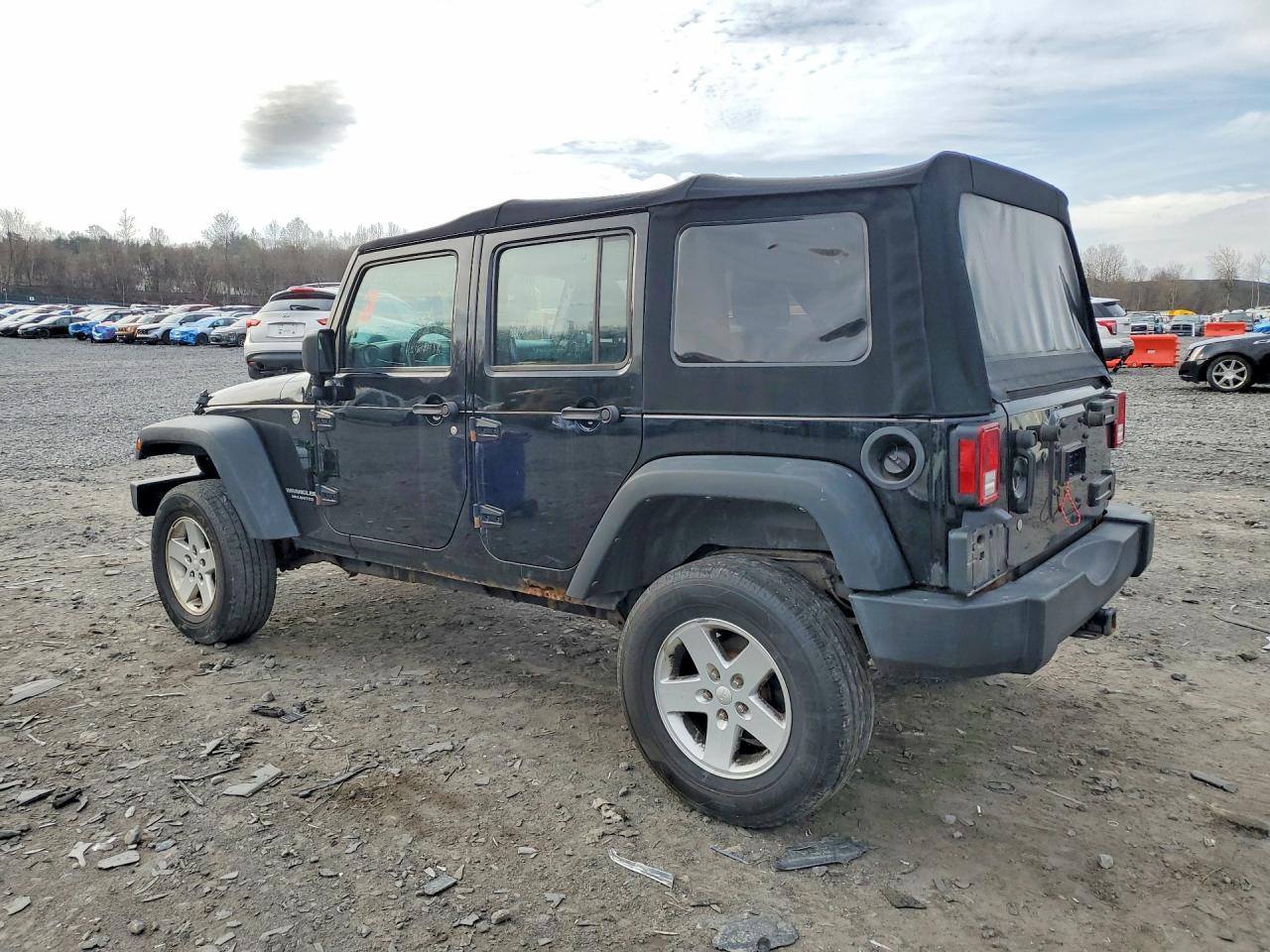 2015 Jeep Wrangler Unlimited Sport Black vin: 1C4BJWDG5FL756446