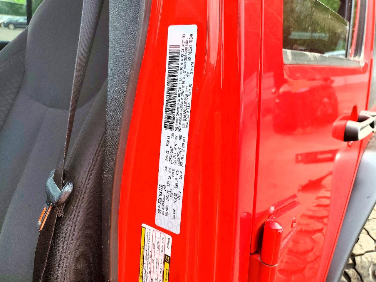 2018 Jeep Wrangler Unlimited Sport Red vin: 1C4BJWDG5JL869936