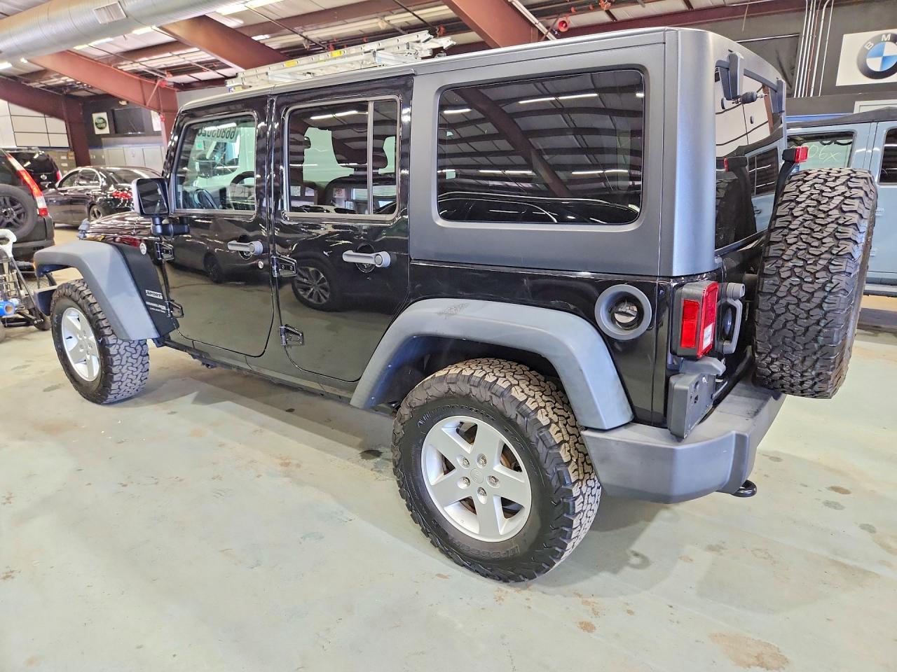 2018 Jeep Wrangler Unlimited Sport Black vin: 1C4BJWDG5JL888728