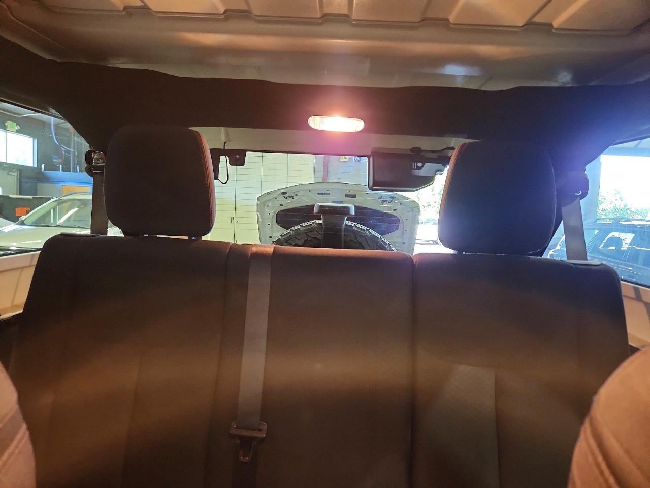 2018 Jeep Wrangler Unlimited Sport Black vin: 1C4BJWDG5JL888728