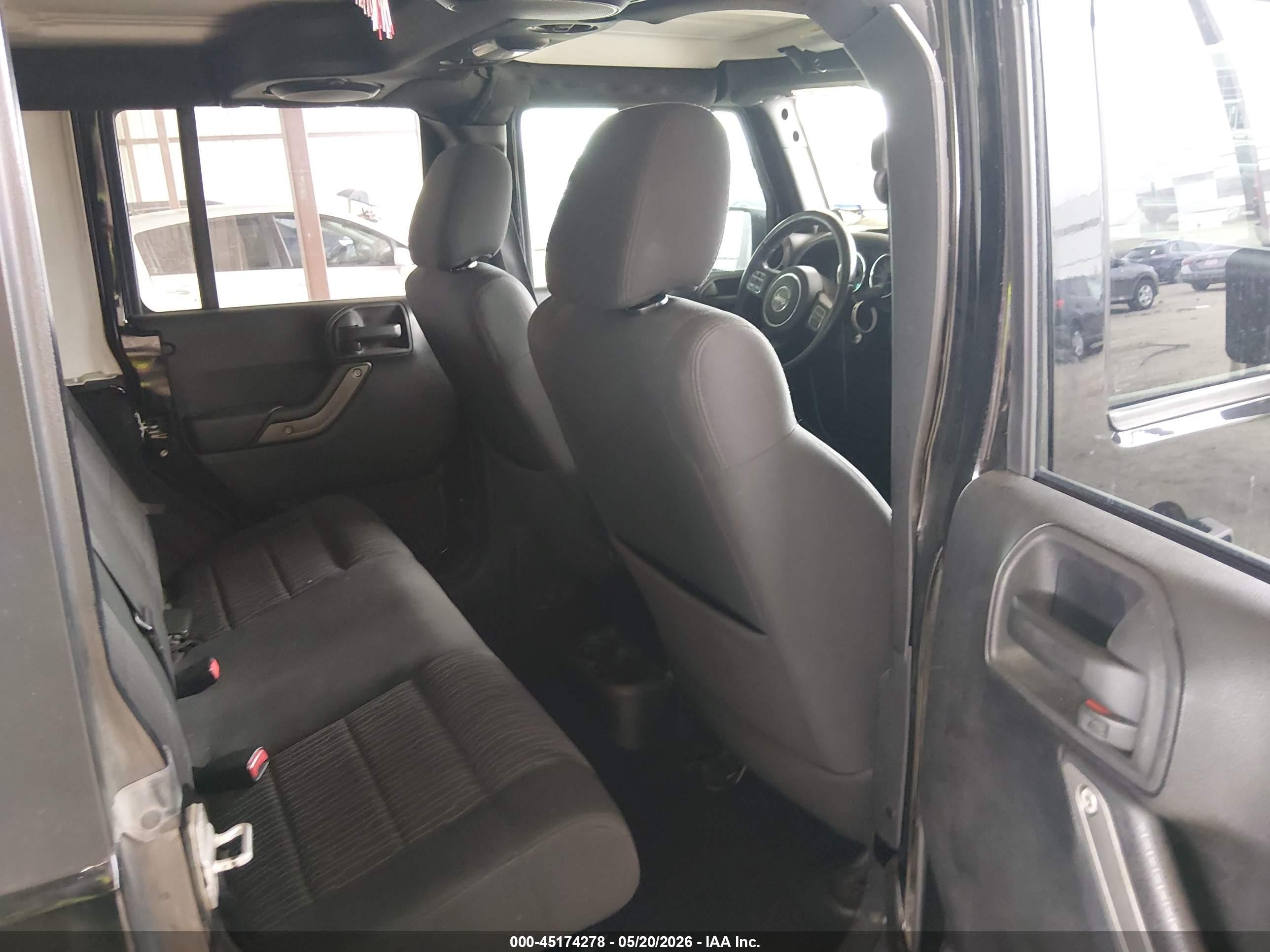 2012 Jeep Wrangler Unlimited Sport Черный vin: 1C4BJWDG6CL121490