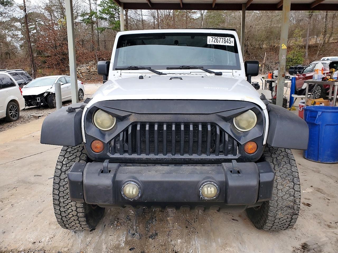 2012 Jeep Wrangler Unlimited Sport White vin: 1C4BJWDG6CL142081