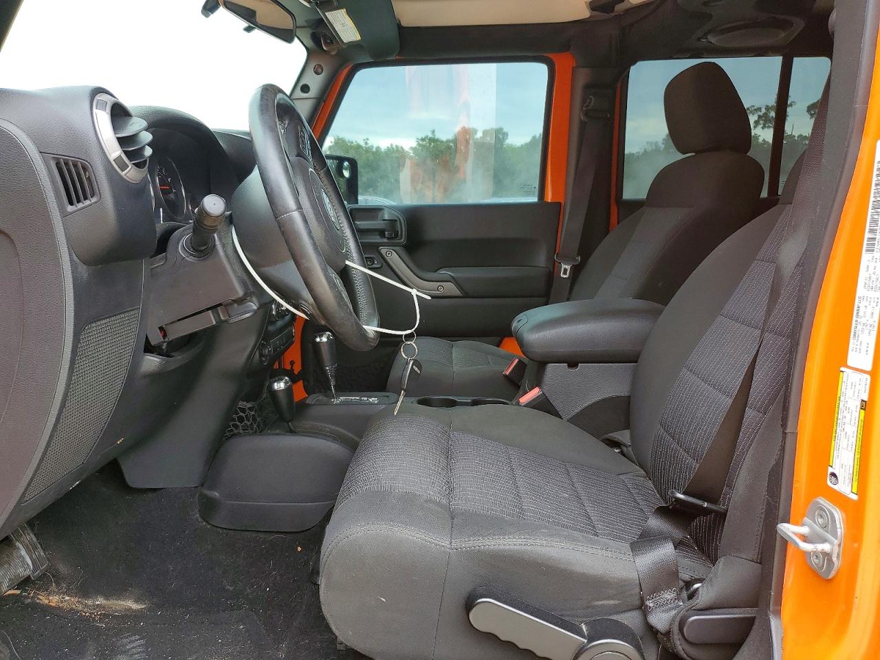 2012 Jeep Wrangler Unlimited Sport Orange vin: 1C4BJWDG6CL278713