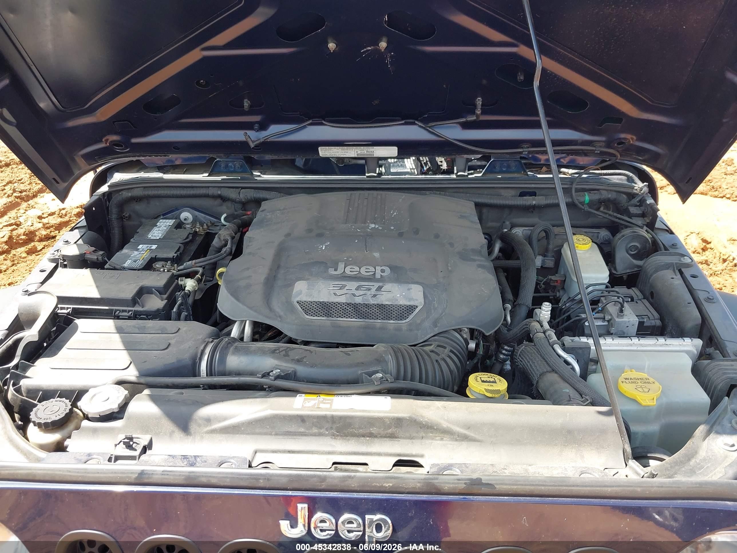 2013 Jeep Wrangler Unlimited Sport Черный vin: 1C4BJWDG6DL529652