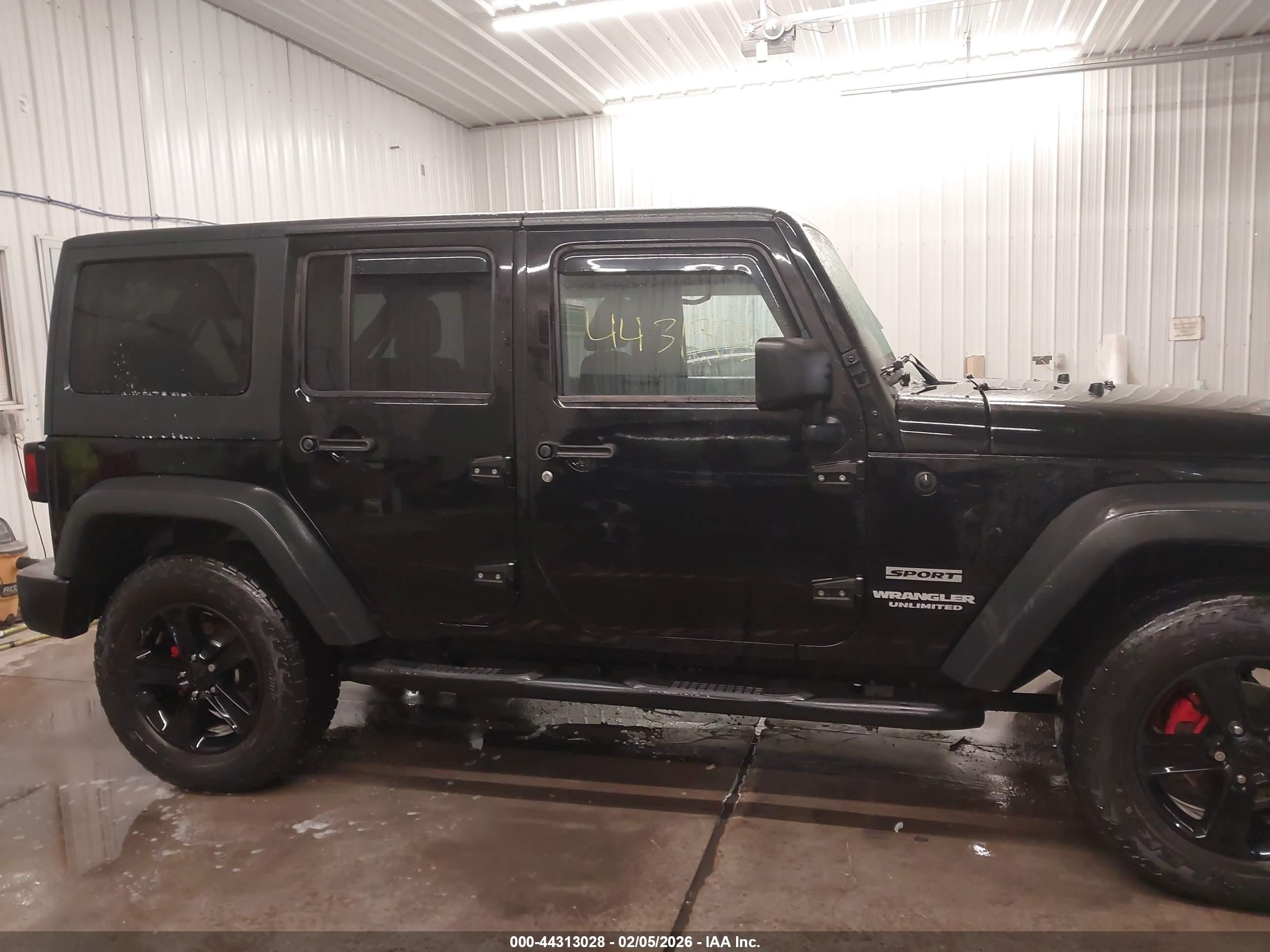 2013 Jeep Wrangler Unlimited Sport Black vin: 1C4BJWDG6DL543079