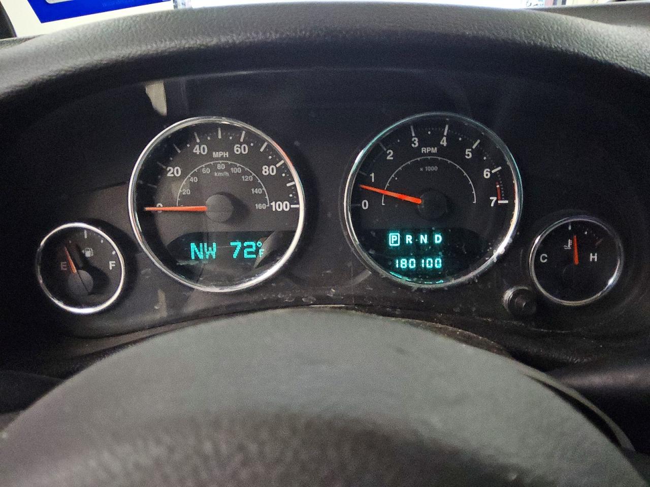 2013 Jeep Wrangler Unlimited Sport White vin: 1C4BJWDG6DL613986