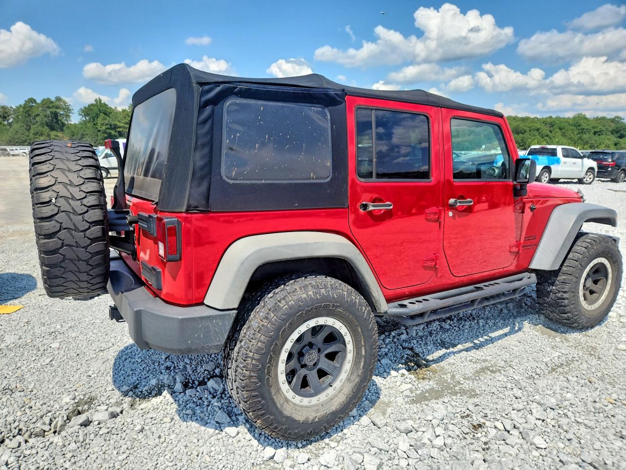2014 Jeep Wrangler Unlimited Sport Red vin: 1C4BJWDG6EL155349