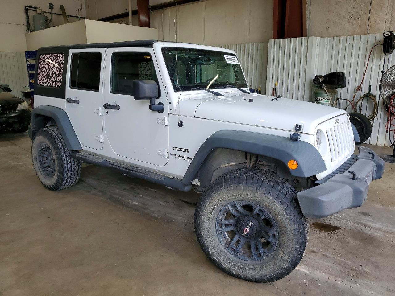 2014 Jeep Wrangler Unlimited Sport Белый vin: 1C4BJWDG6EL177089