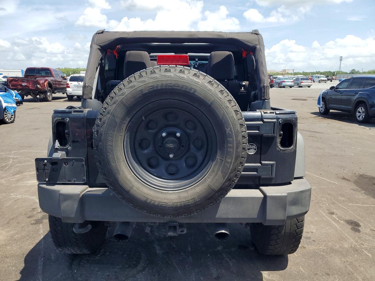 2014 Jeep Wrangler Unlimited Sport Черный vin: 1C4BJWDG6EL269240