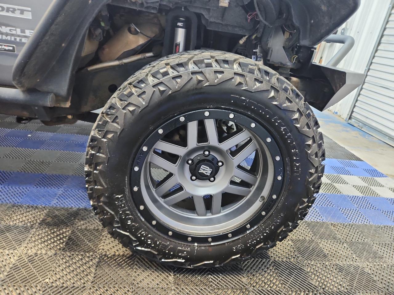 2014 Jeep Wrangler Unlimited Sport Gray vin: 1C4BJWDG6EL270288 Damage: Right Front Wheel, Aftermarket, Acceptable