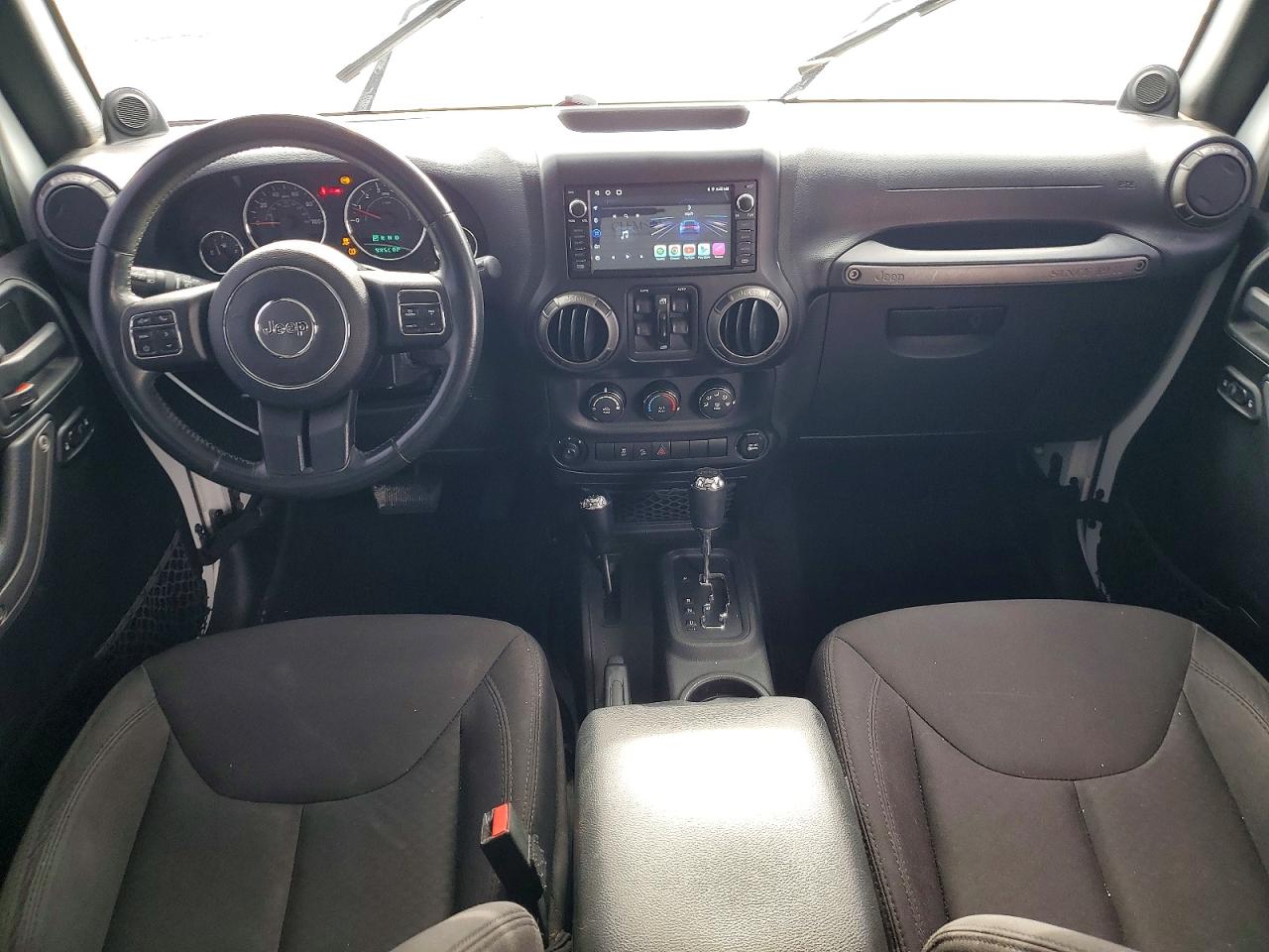 2014 Jeep Wrangler Unlimited Sport White vin: 1C4BJWDG6EL295207