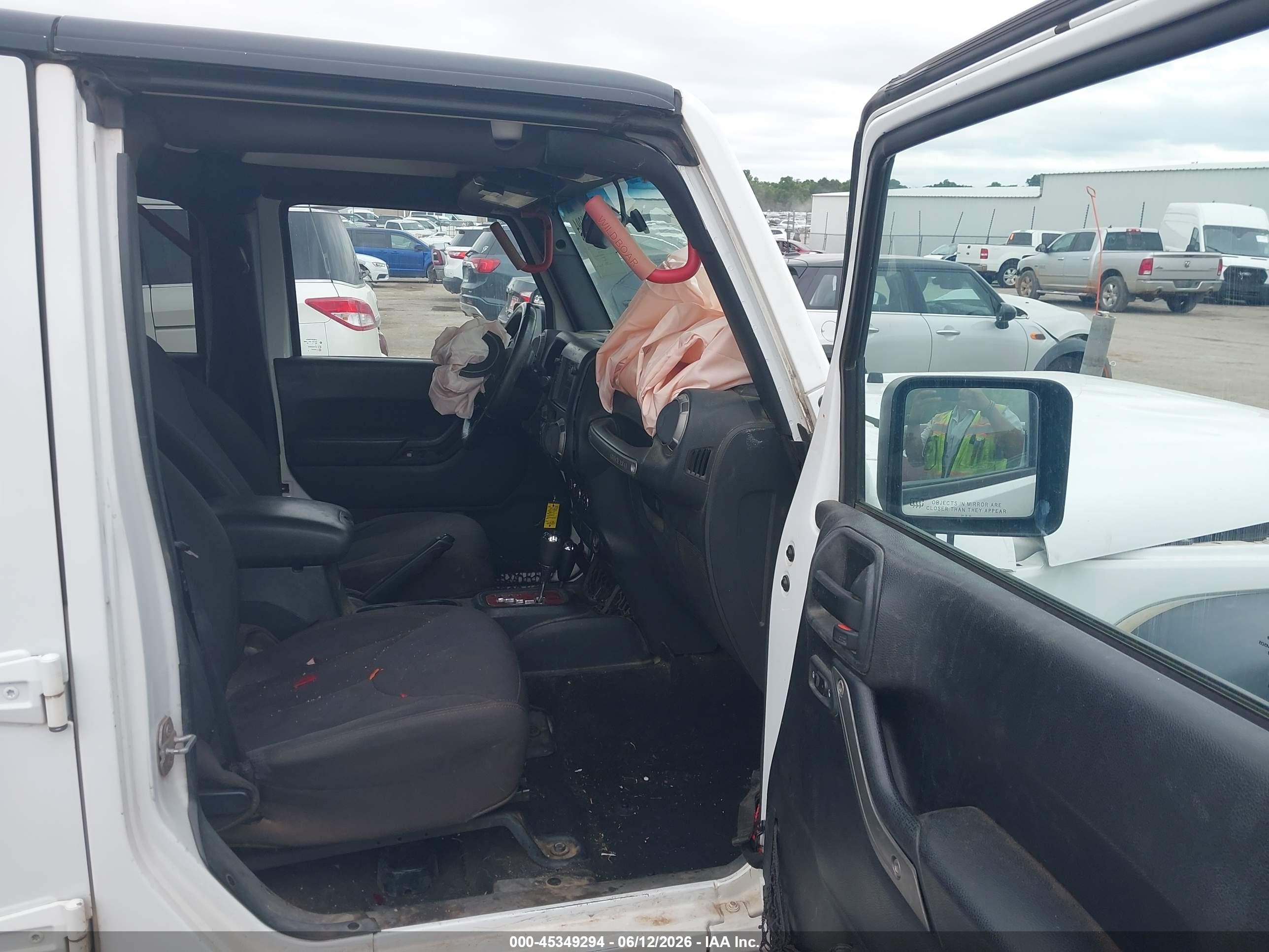 2015 Jeep Wrangler Unlimited Sport White vin: 1C4BJWDG6FL536667