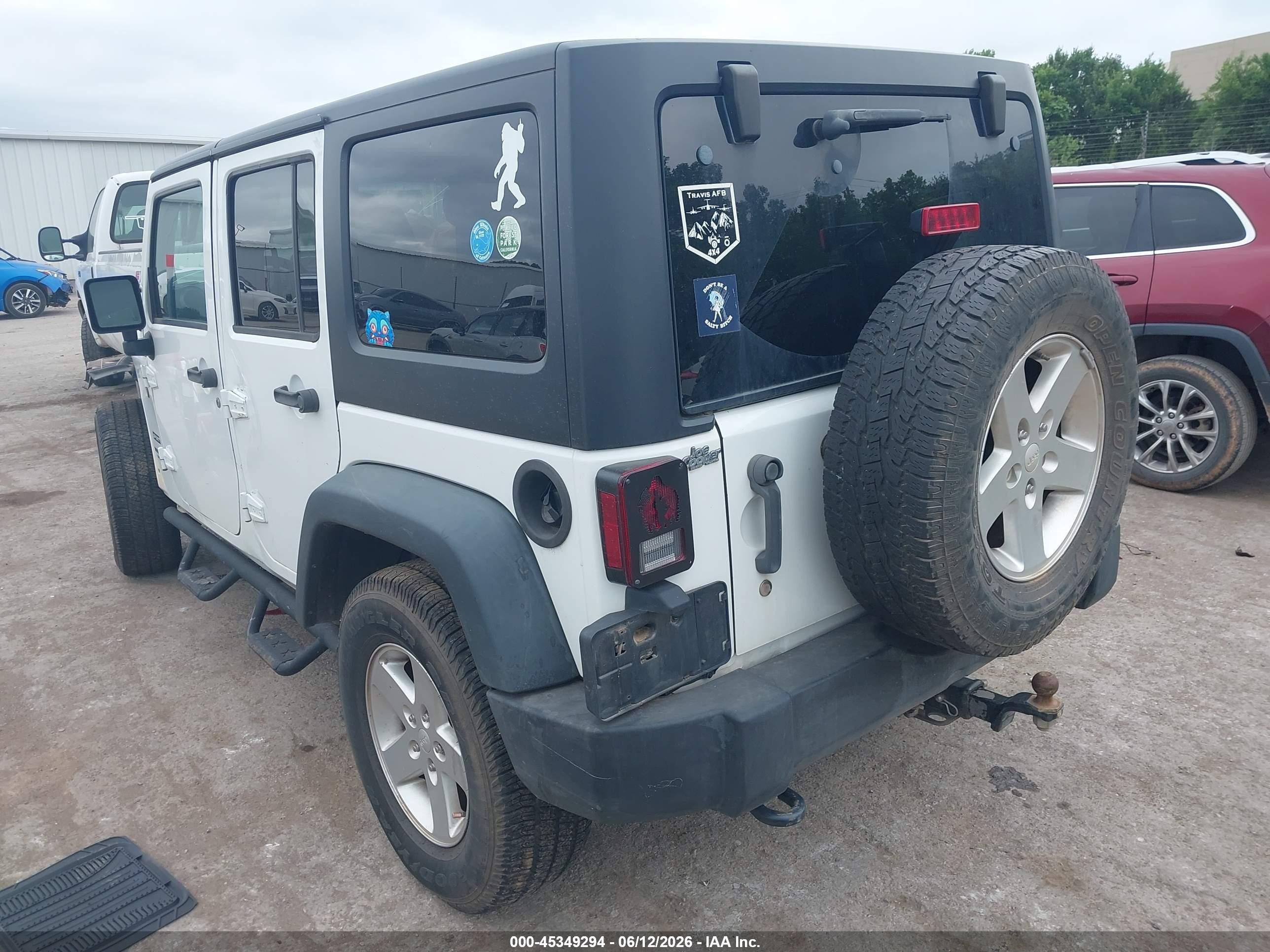 2015 Jeep Wrangler Unlimited Sport White vin: 1C4BJWDG6FL536667