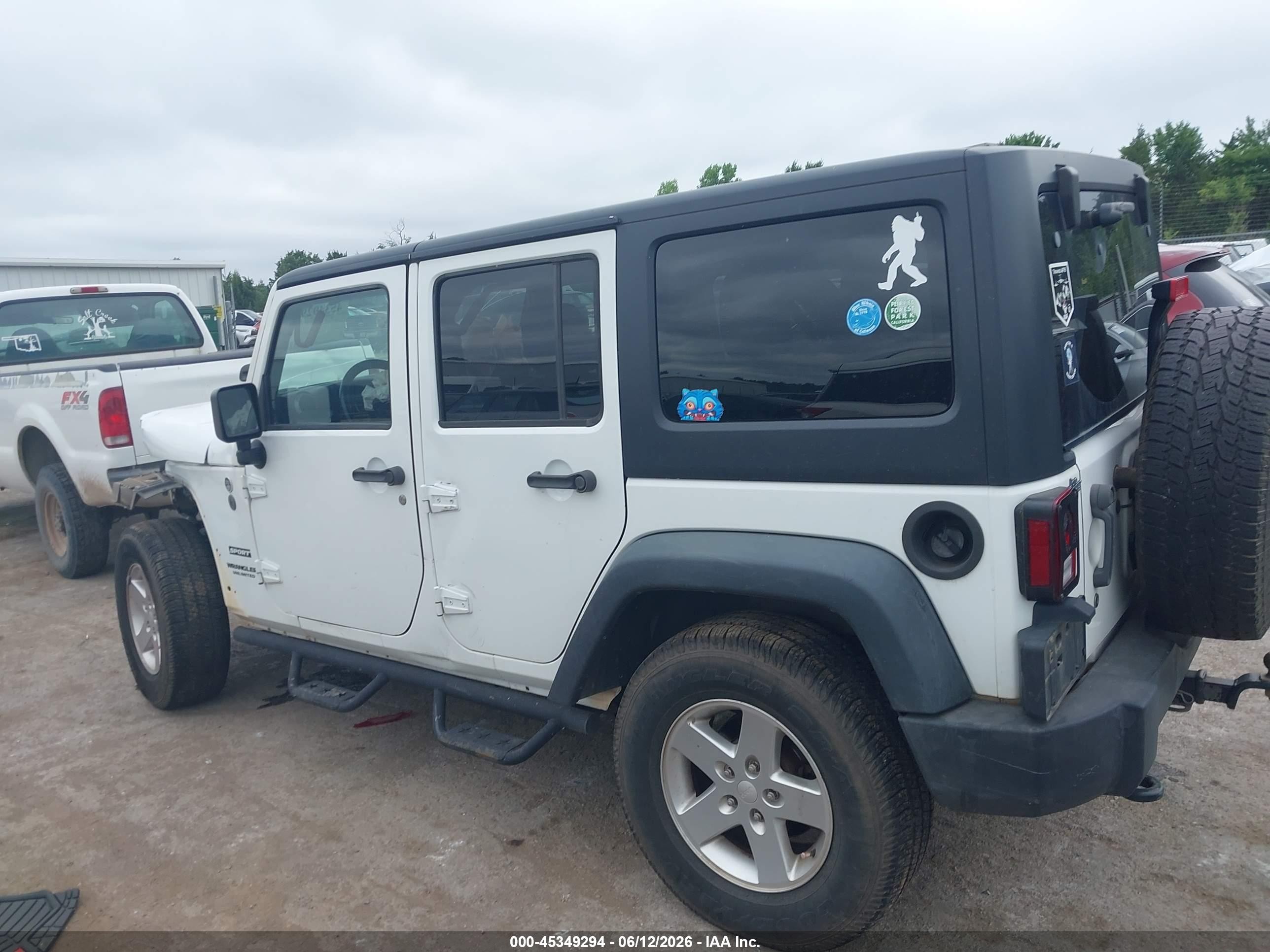 2015 Jeep Wrangler Unlimited Sport White vin: 1C4BJWDG6FL536667