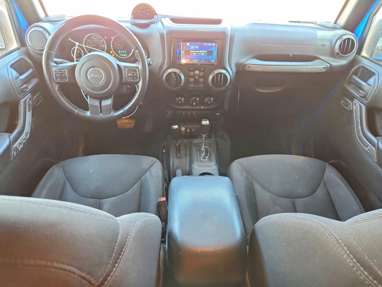 2015 Jeep Wrangler Unlimited Sport Blue vin: 1C4BJWDG6FL639894