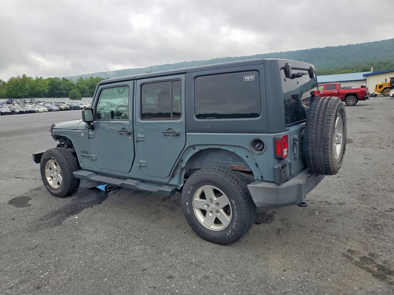 2015 Jeep Wrangler Unlimited Sport Gray vin: 1C4BJWDG6FL666285