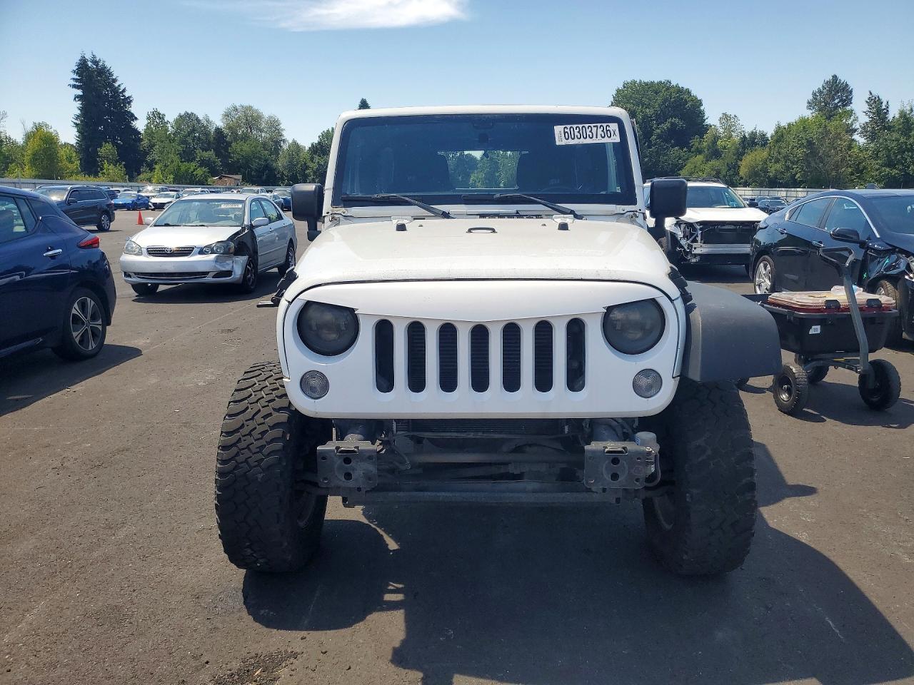 2015 Jeep Wrangler Unlimited Sport White vin: 1C4BJWDG6FL684916