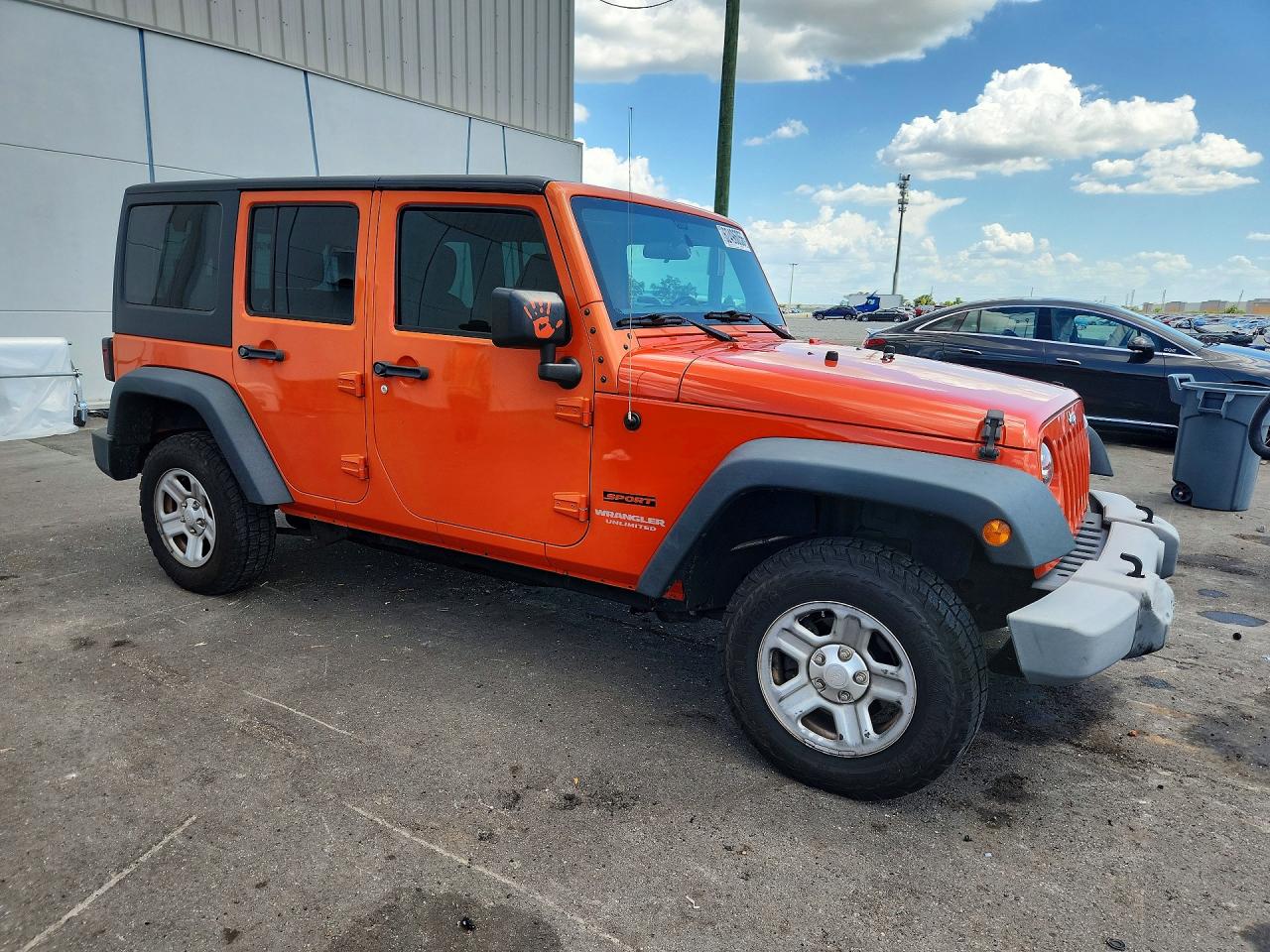 2015 Jeep Wrangler Unlimited Sport Оранжевый vin: 1C4BJWDG6FL689615