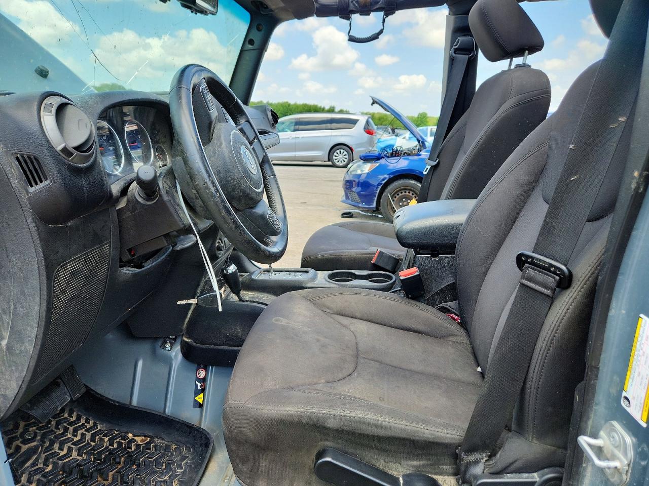 2015 Jeep Wrangler Unlimited Sport Blue vin: 1C4BJWDG6FL698539