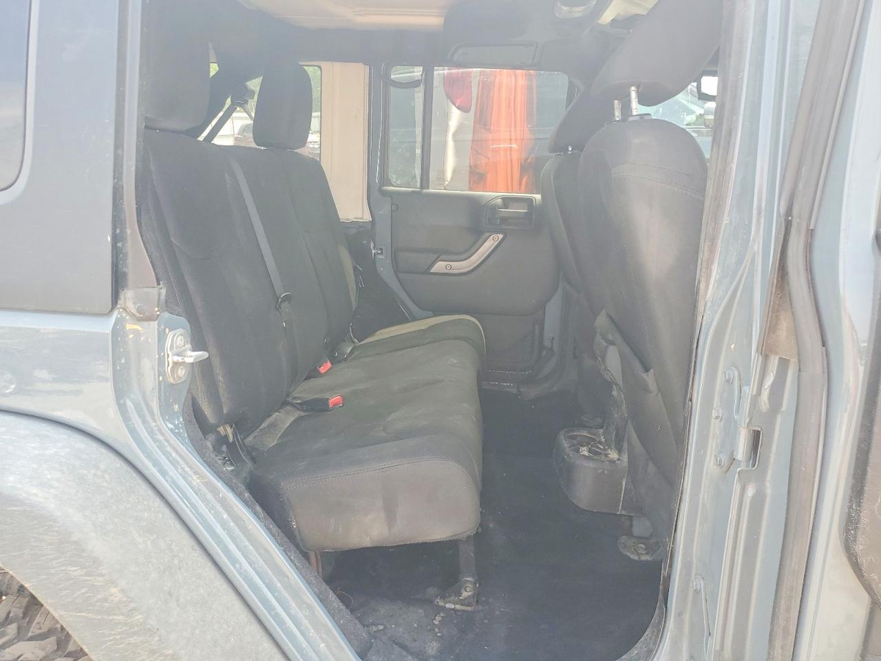 2015 Jeep Wrangler Unlimited Sport Gray vin: 1C4BJWDG6FL698539