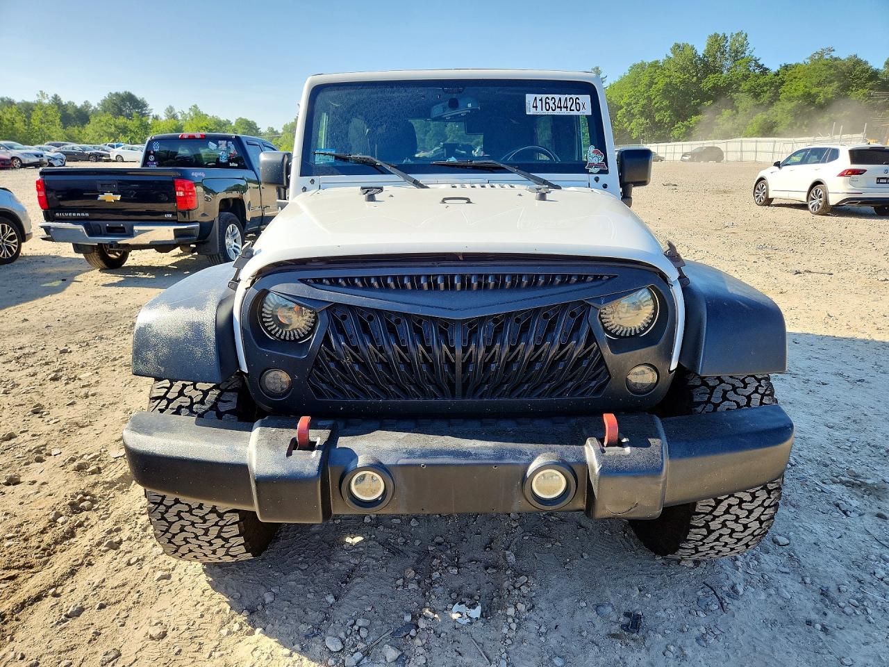 2015 Jeep Wrangler Unlimited Sport White vin: 1C4BJWDG6FL705280
