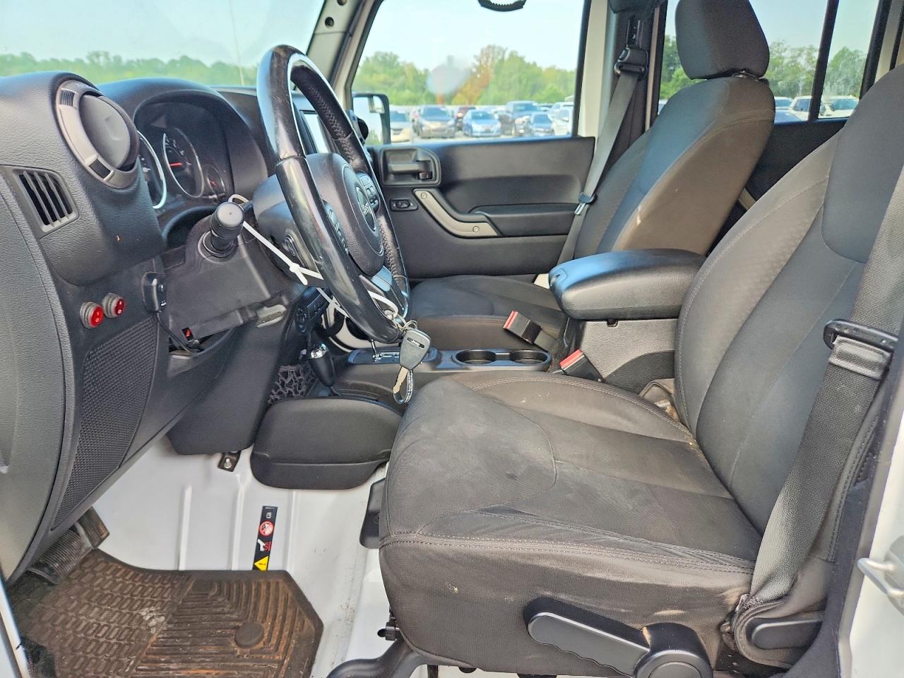 2015 Jeep Wrangler Sport White vin: 1C4BJWDG6FL741292
