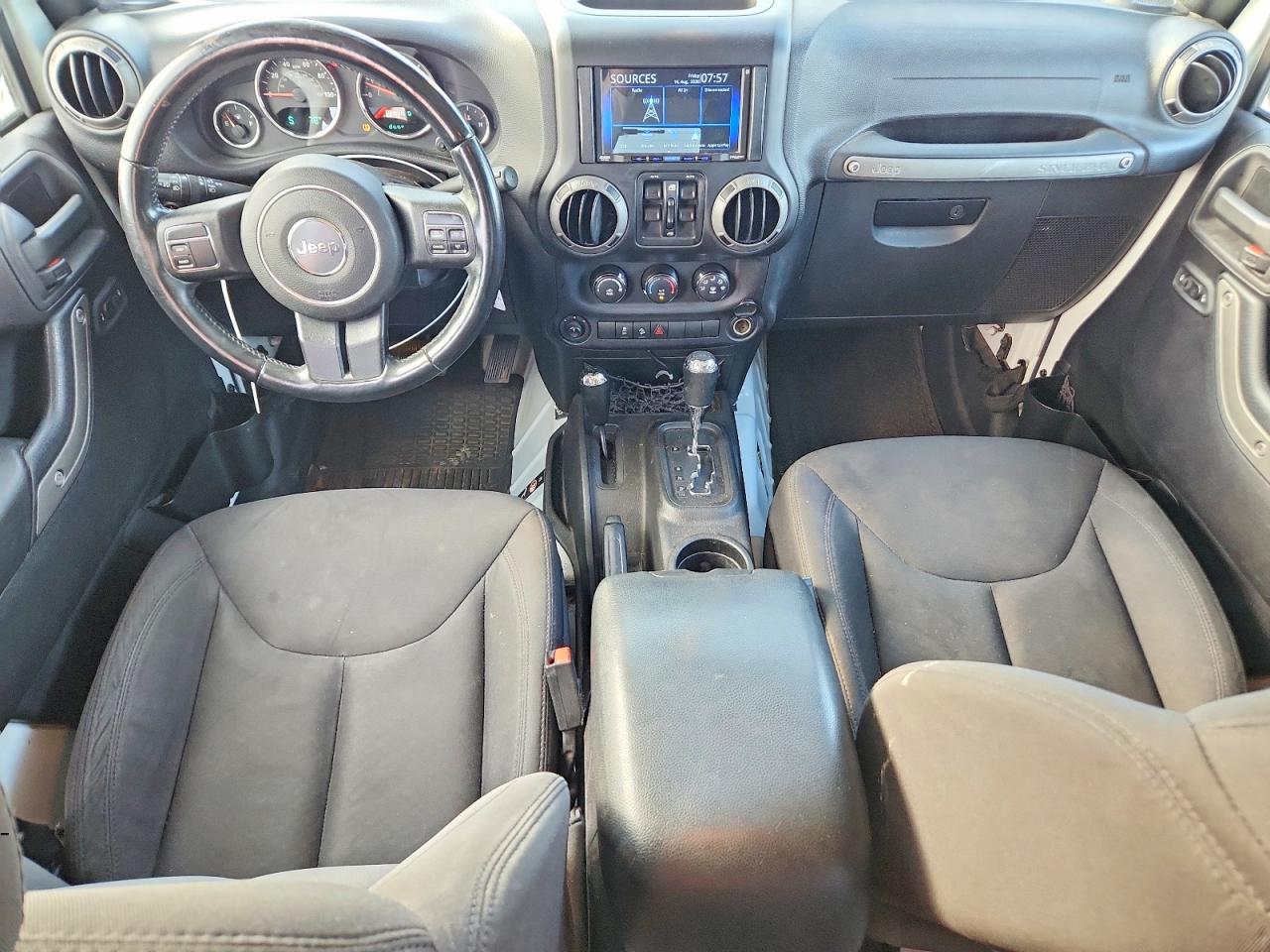 2015 Jeep Wrangler Sport White vin: 1C4BJWDG6FL741292