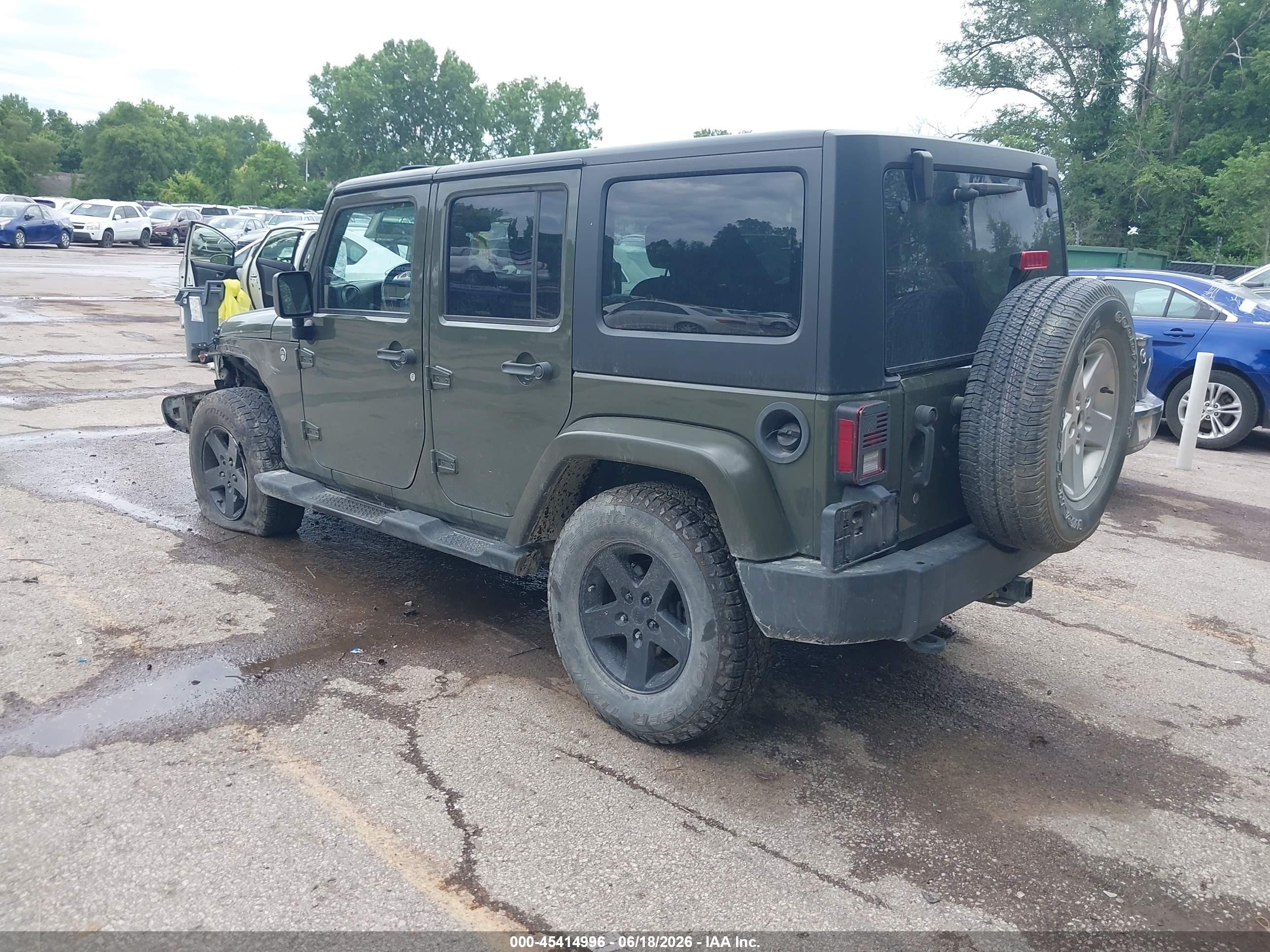 2015 Jeep Wrangler Unlimited Sport Green vin: 1C4BJWDG6FL762627
