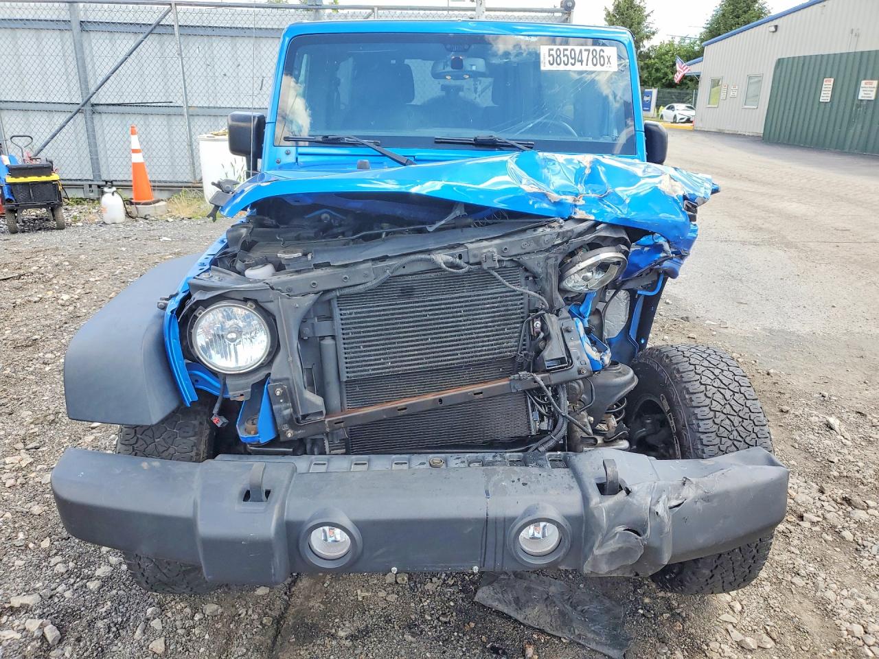 2016 Jeep Wrangler Unlimited Sport Blue vin: 1C4BJWDG6GL107935