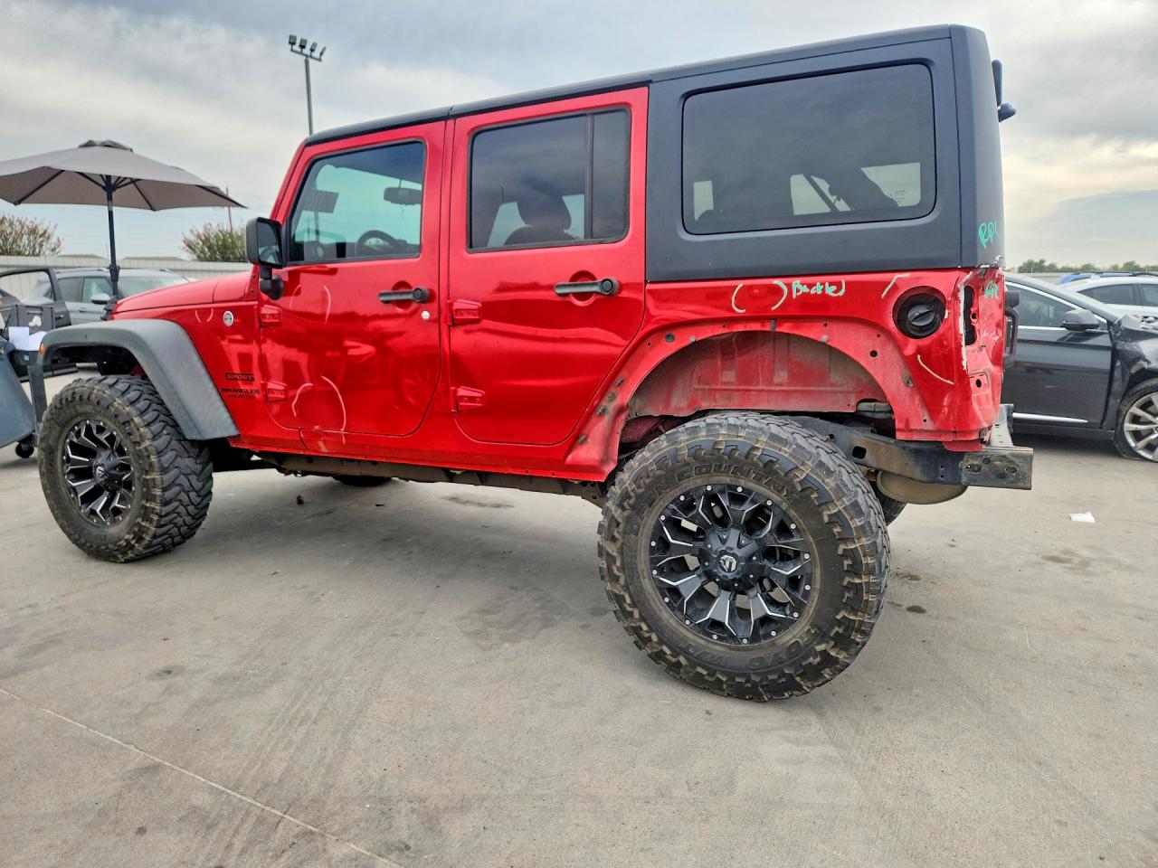2016 Jeep Wrangler Unlimited Sport Красный vin: 1C4BJWDG6GL260315
