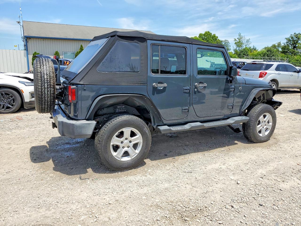 2016 Jeep Wrangler Unlimited Sport Gray vin: 1C4BJWDG6GL270407