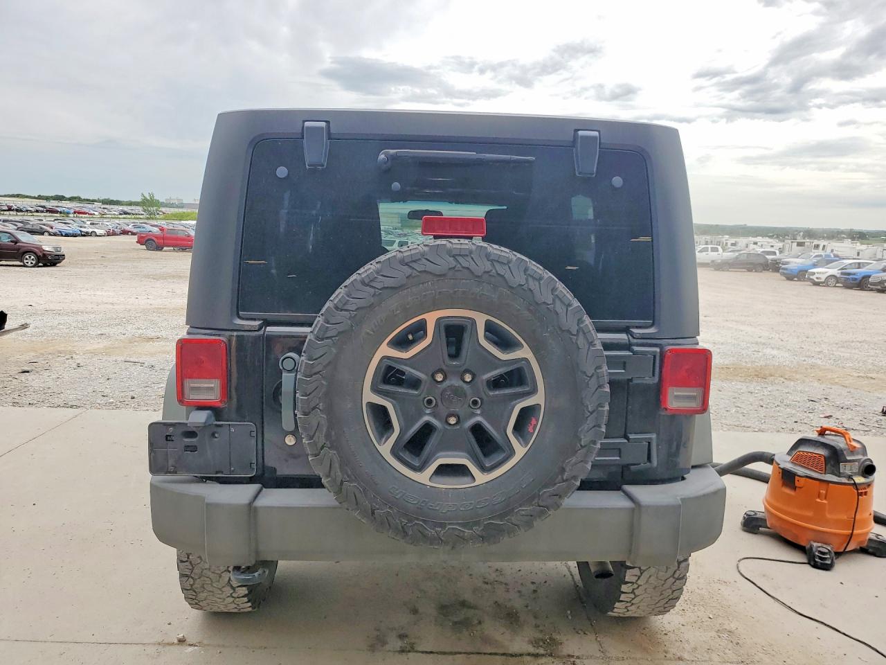 2012 Jeep Wrangler Unlimited Sport Черный vin: 1C4BJWDG7CL100616