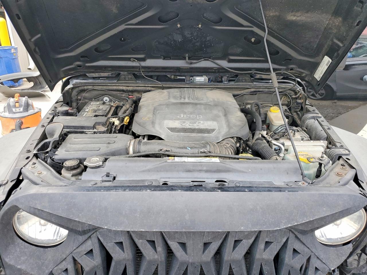 2012 Jeep Wrangler Unlimited Sport Черный vin: 1C4BJWDG7CL100616