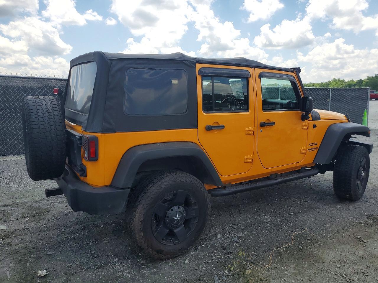 2012 Jeep Wrangler Unlimited Sport Yellow vin: 1C4BJWDG7CL120428