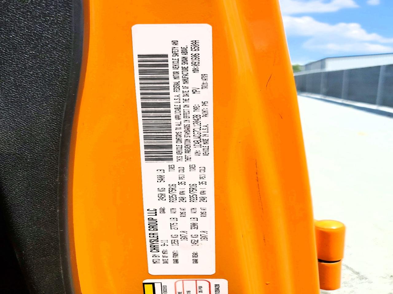 2012 Jeep Wrangler Unlimited Sport Yellow vin: 1C4BJWDG7CL120428