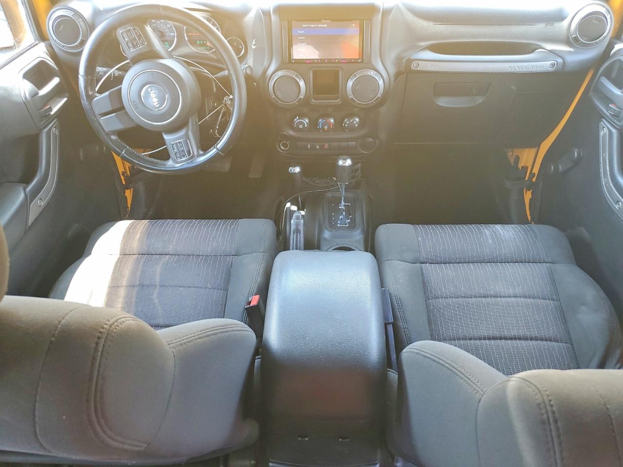 2012 Jeep Wrangler Unlimited Sport Yellow vin: 1C4BJWDG7CL120428