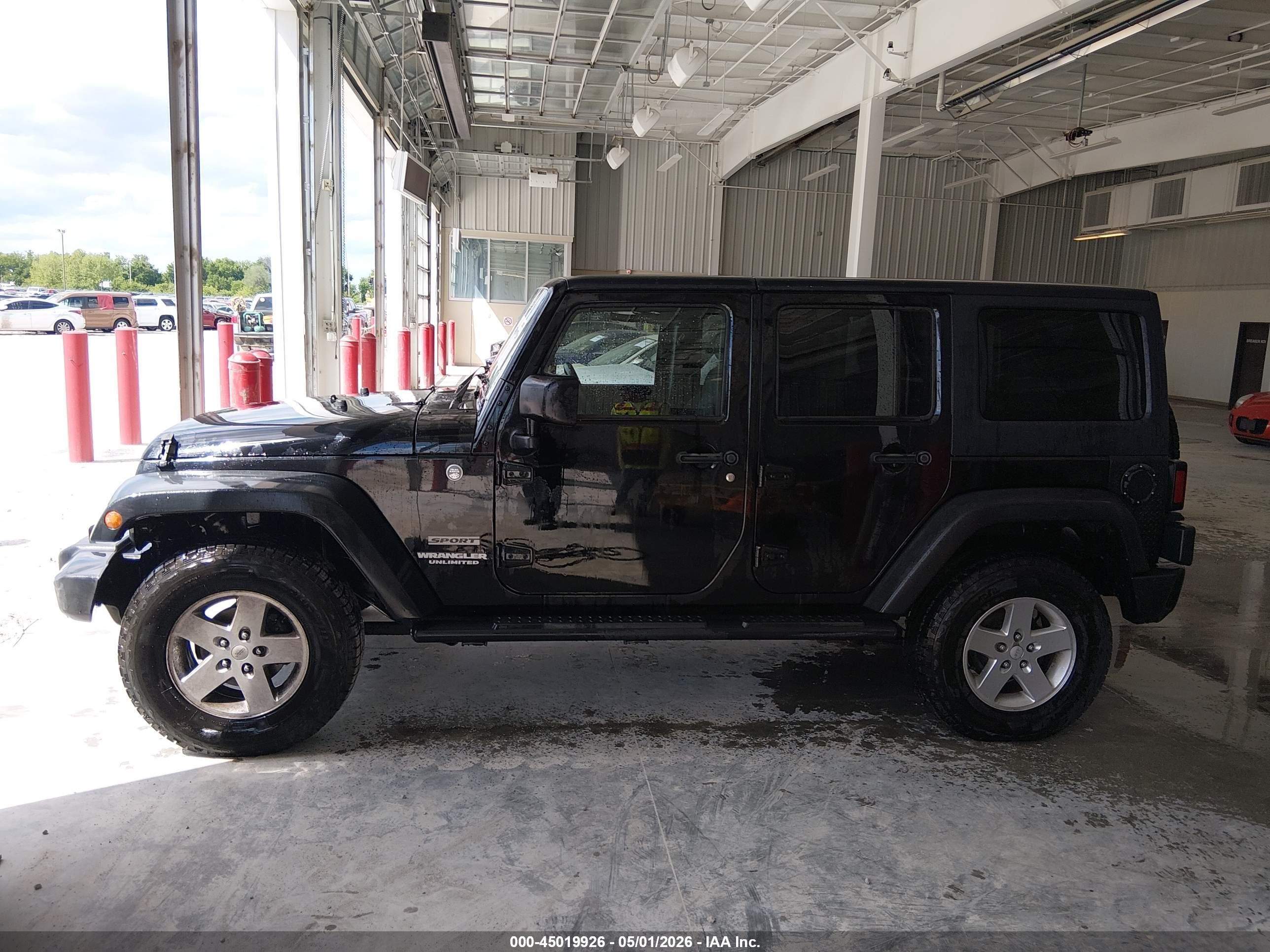 2012 Jeep Wrangler Unlimited Sport Black vin: 1C4BJWDG7CL266845
