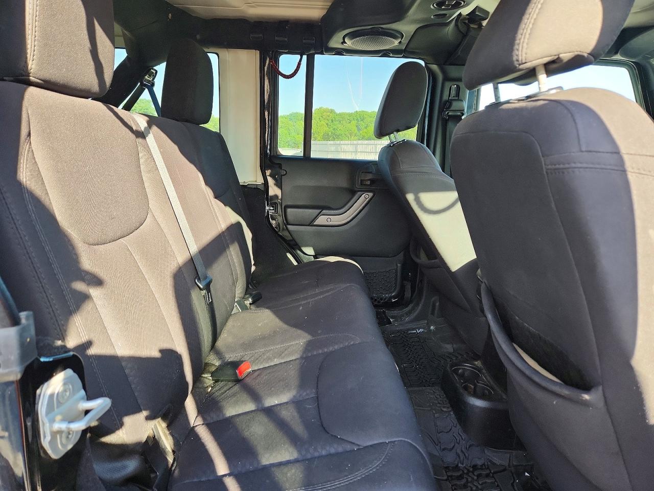2013 Jeep Wrangler Unlimited Sport Black vin: 1C4BJWDG7DL522273
