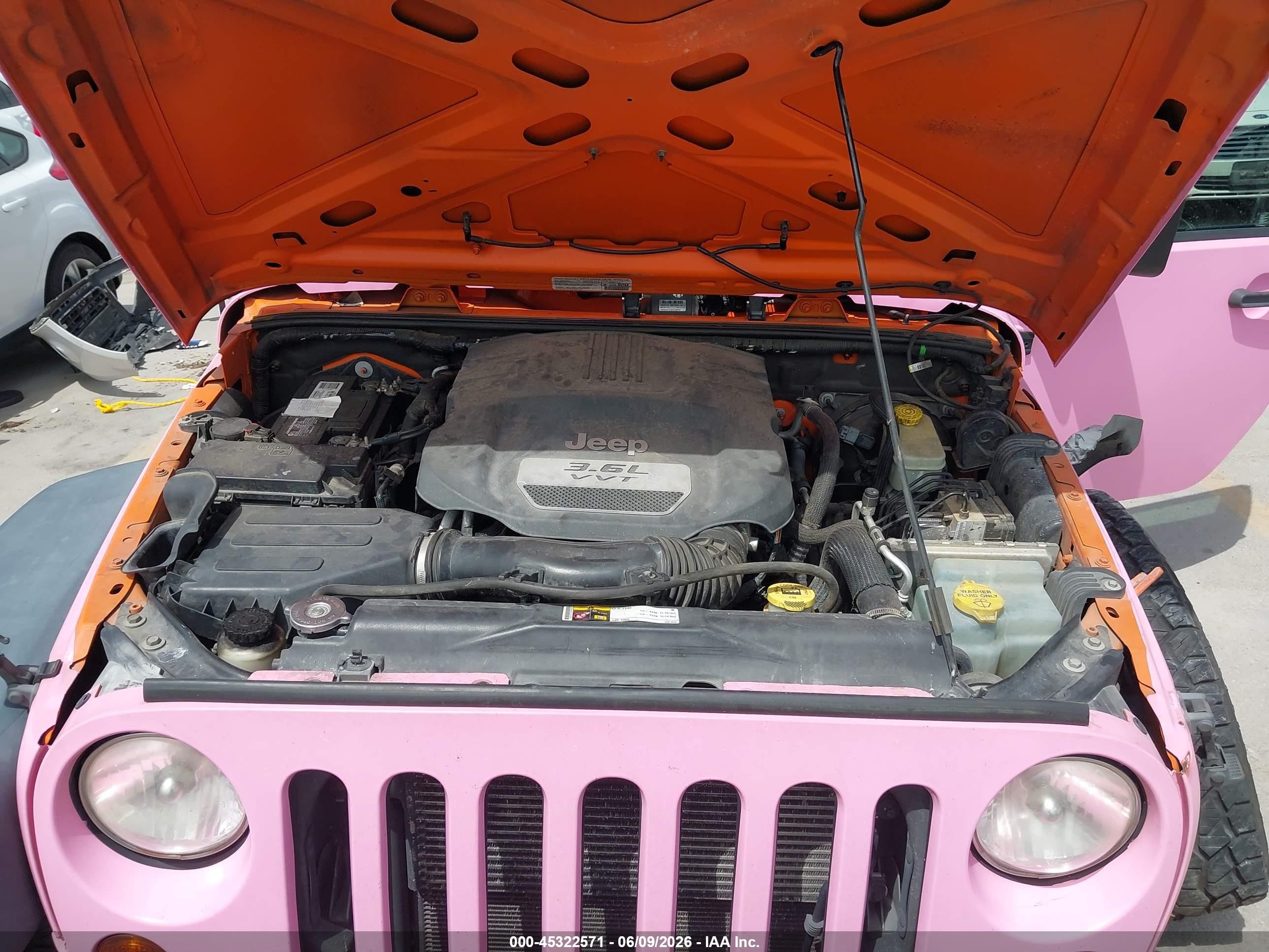 2013 Jeep Wrangler Unlimited Sport Pink vin: 1C4BJWDG7DL543043