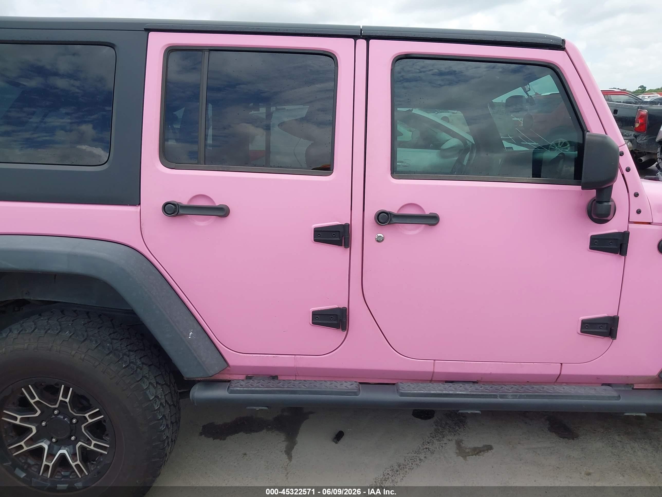 2013 Jeep Wrangler Unlimited Sport Pink vin: 1C4BJWDG7DL543043