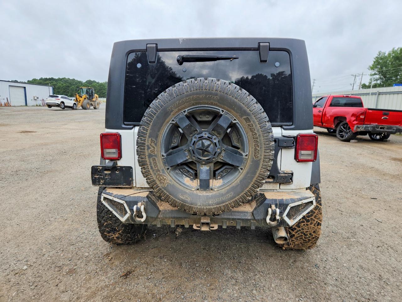 2013 Jeep Wrangler Unlimited White vin: 1C4BJWDG7DL554138