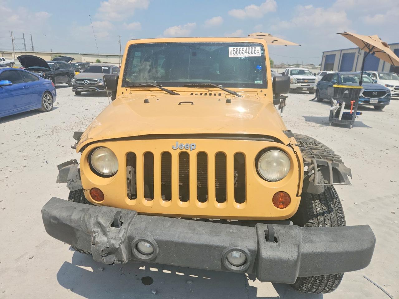 2013 Jeep Wrangler Unlimited Sport Tan vin: 1C4BJWDG7DL666826