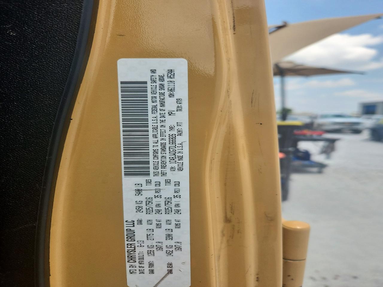 2013 Jeep Wrangler Unlimited Sport Tan vin: 1C4BJWDG7DL666826