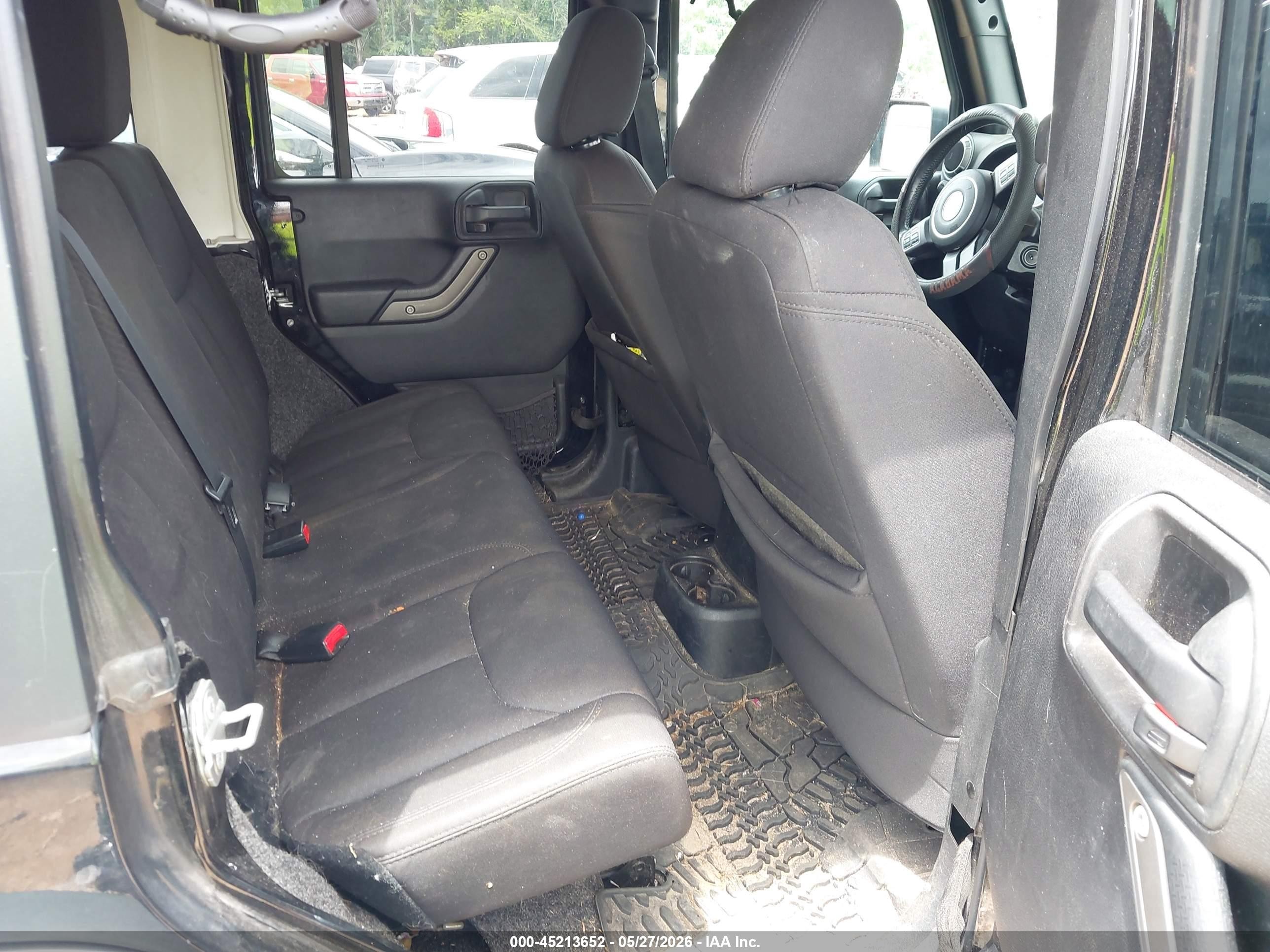2014 Jeep Wrangler Unlimited Sport Black vin: 1C4BJWDG7EL140066