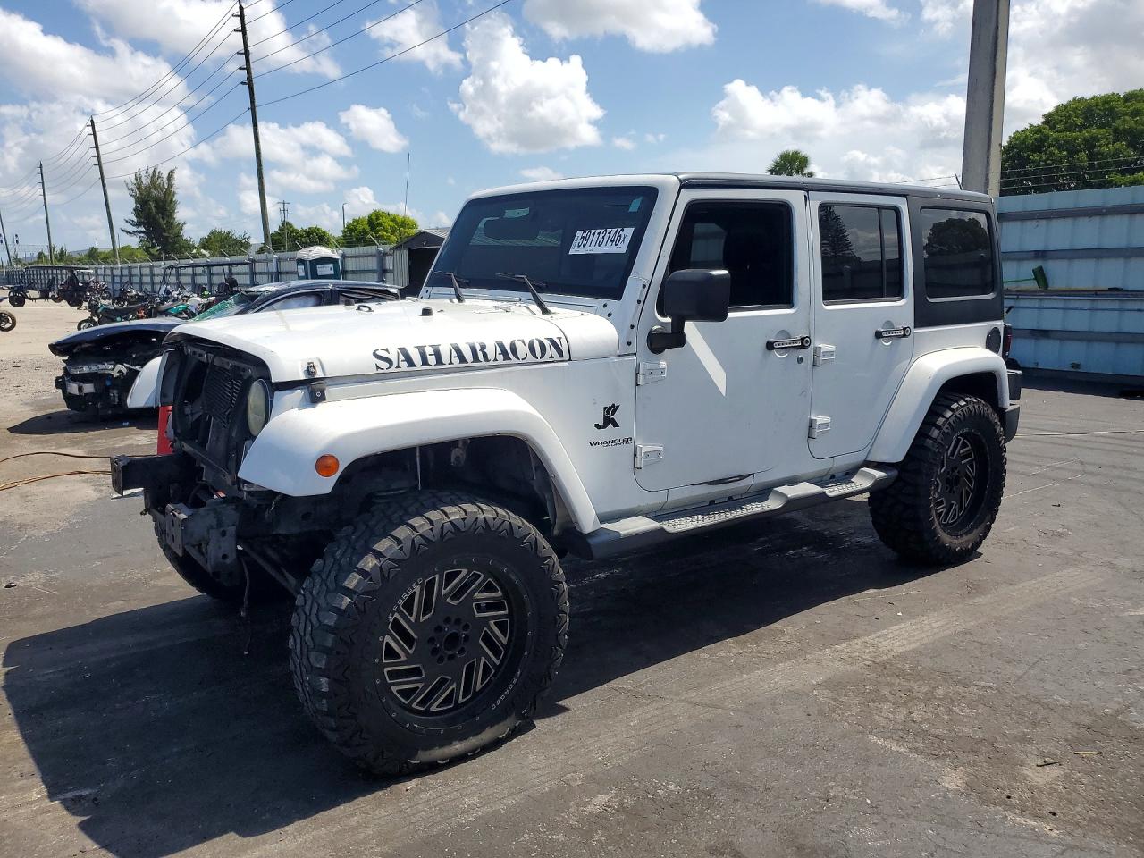 2014 Jeep Wrangler Unlimited Sport White vin: 1C4BJWDG7EL172399