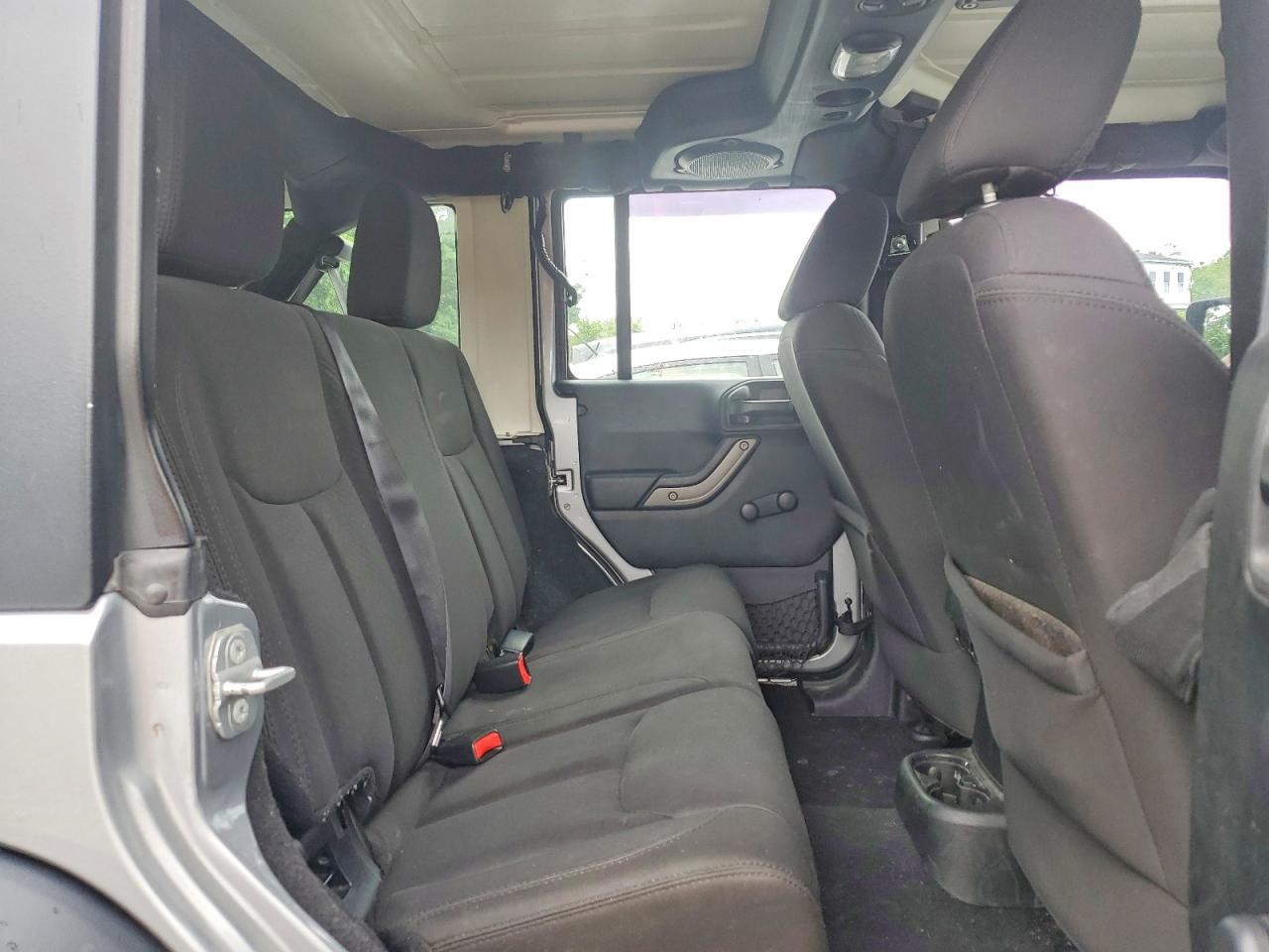 2014 Jeep Wrangler Unlimited Sport Gray vin: 1C4BJWDG7EL216935