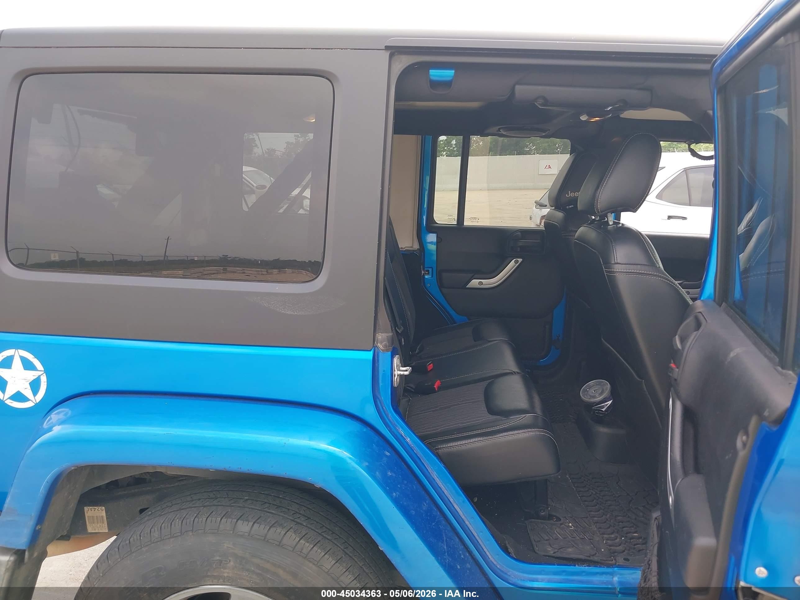 2014 Jeep Wrangler Unlimited Freedom Edition Blue vin: 1C4BJWDG7EL222802