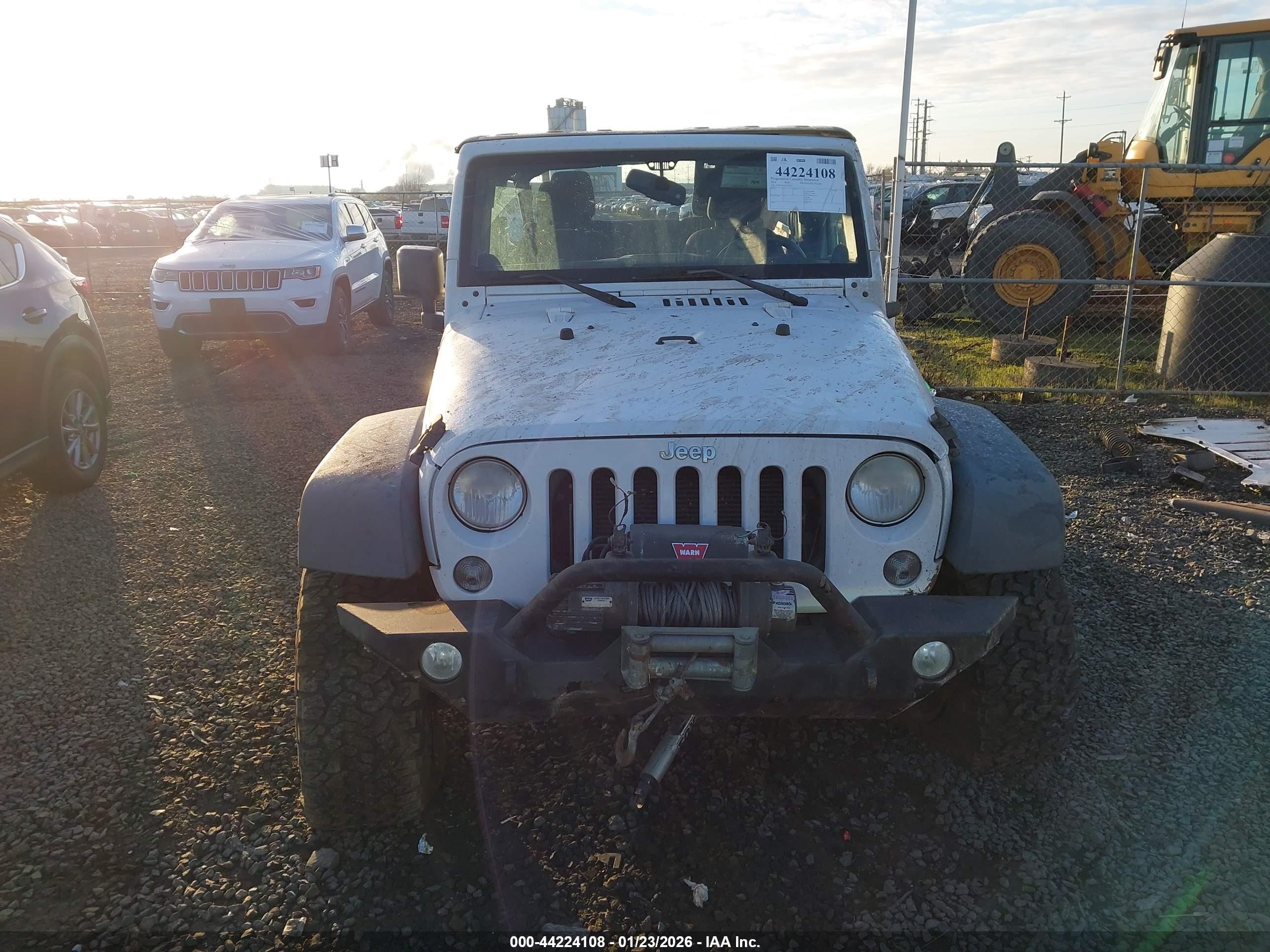 2014 Jeep Wrangler Unlimited Sport White vin: 1C4BJWDG7EL281221